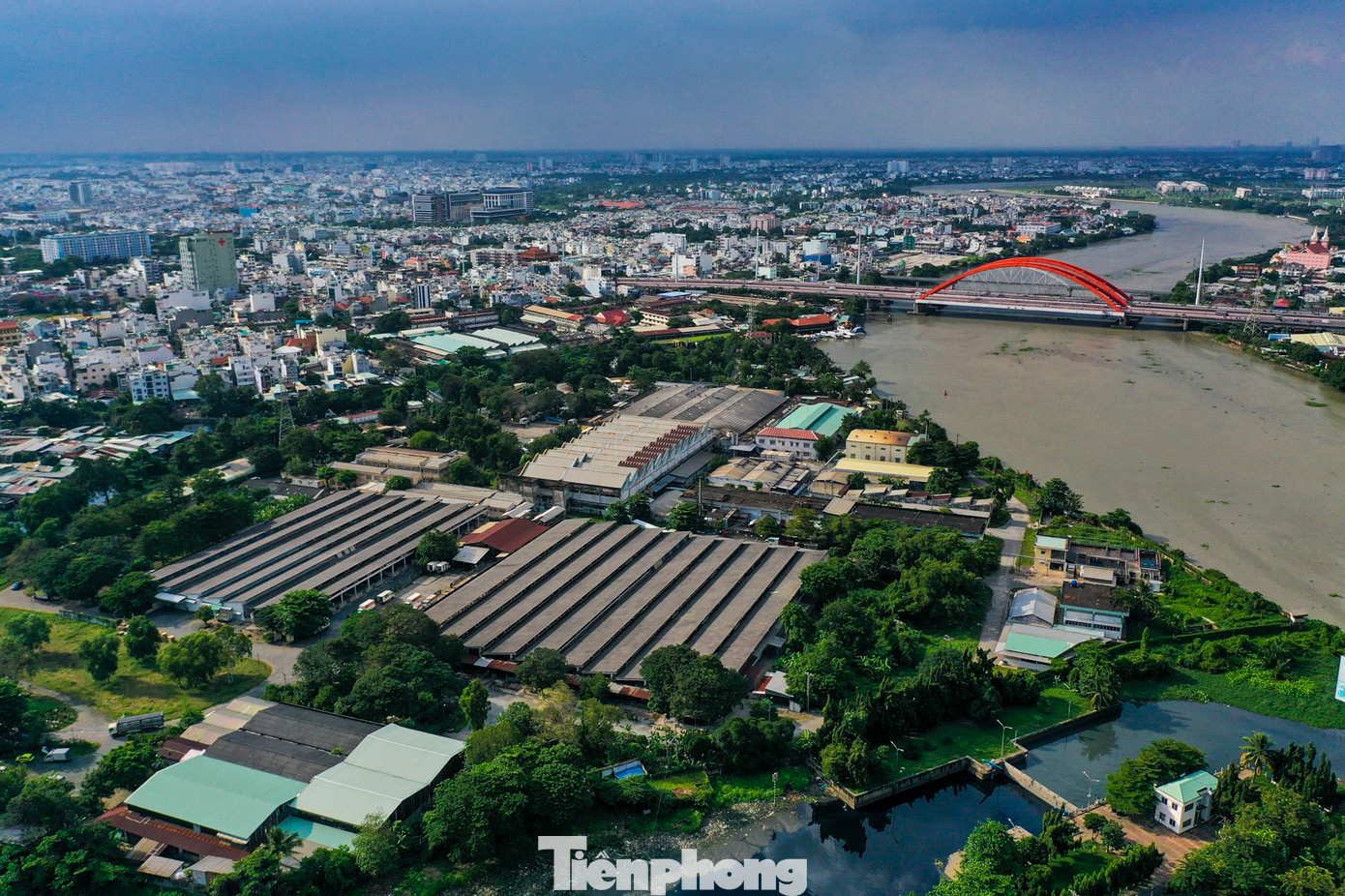 Để hoàn tất di dời, thu hồi nhà đất Vissan đang sử dụng, Chủ tịch UBND TPHCM Phan Văn Mãi đã giao SATRA làm việc với công ty và các đơn vị chức năng xác định cụ thể thời gian bàn giao nhà đất, cam kết di dời. Gửi Sở Tài nguyên - Môi trường phối hợp Sở Tài chính và các đơn vị chức năng rà soát, đề xuất trình UBND TP trong tháng 10/2023.