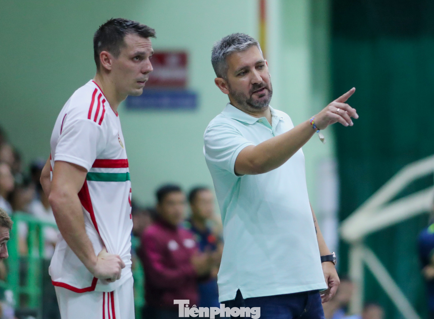 Bước sang hiệp hai, HLV Sergio Mullor đã có những thay đổi về mặt chiến thuật. Điều này khiến lối chơi của Hungary trở nên nguy hiểm hơn và họ có được hai bàn thua liên tiếp từ Pal Patrik và Nagy Kevin trong 3 phút đầu.