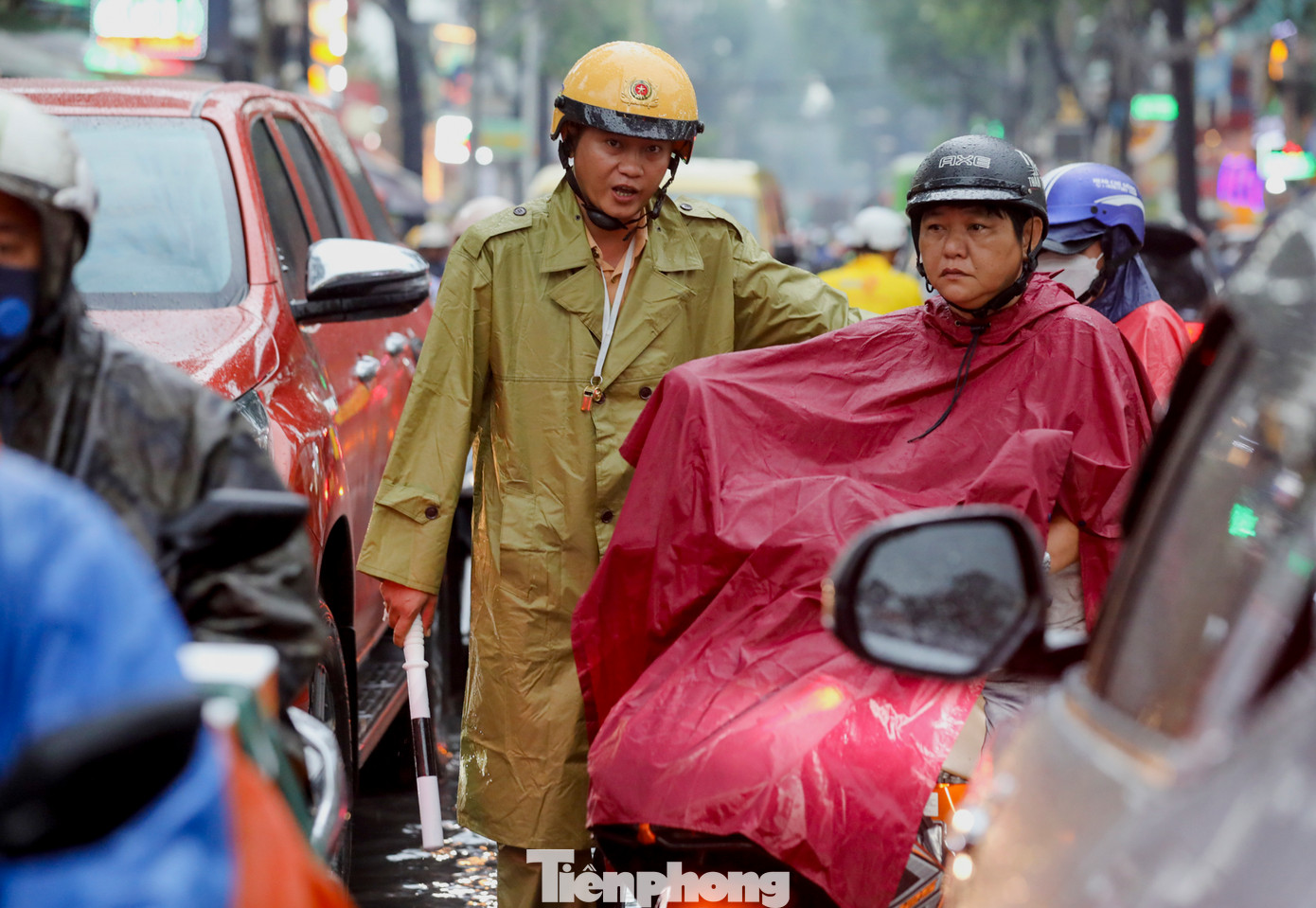 Theo dự báo, thời tiết TPHCM và khu vực Nam Bộ ngày 30 và 31/8 có mưa rào và dông về chiều tối và tối, mưa lớn sẽ gia tăng. (Ảnh minh họa: Duy Anh)