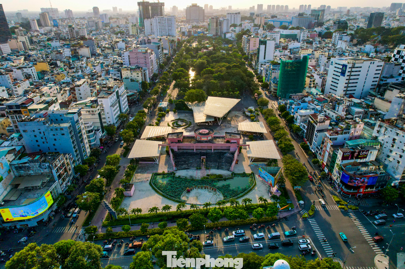 Vừa qua, Sở VH&amp;TT TPHCM đã trình UBND TPHCM đề án tổ chức các hoạt động văn hóa, thể thao tại sân khấu Sen Hồng trong thời gian chờ chỉnh trang Công viên 23/9.