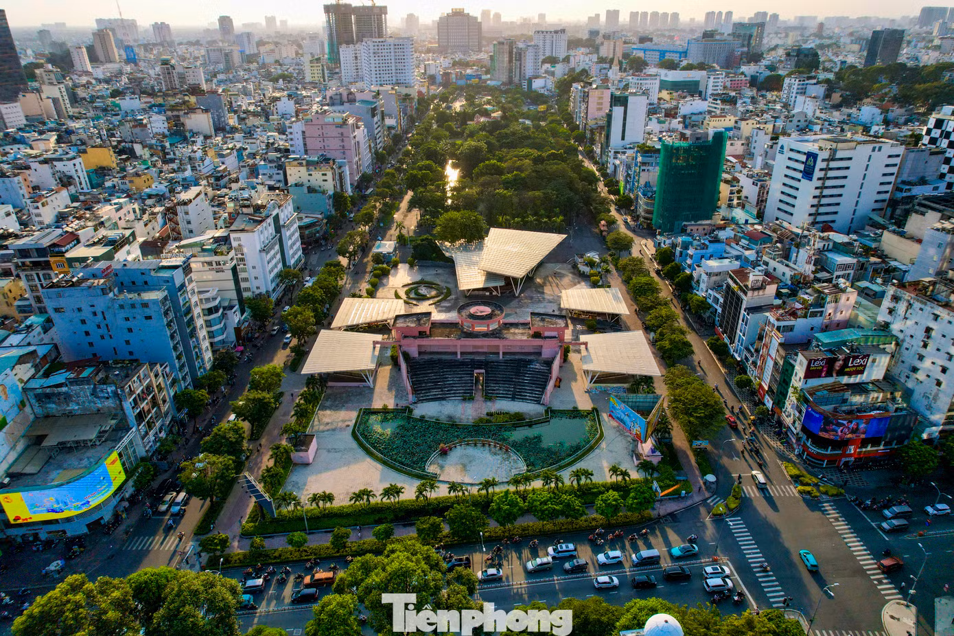 Vừa qua, Sở VH&amp;TT TPHCM đã trình UBND TPHCM đề án tổ chức các hoạt động văn hóa, thể thao tại sân khấu Sen Hồng trong thời gian chờ chỉnh trang Công viên 23/9.