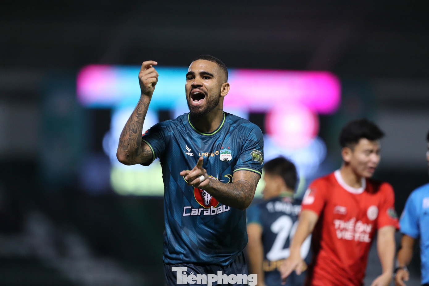 Các ngoại binh của HAGL cũng là nỗi thất vọng trong trận gặp Thể Công Viettel.