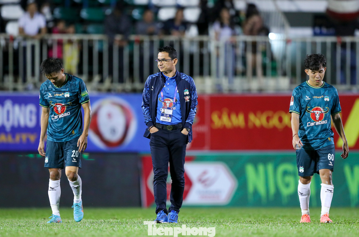 Với kết quả thua 1-2, đội bóng của HLV Kiatisuk chưa biết mùi thắng sau 5 trận đầu tiên (hòa 2, thua 3) và tiếp tục đứng cuối bảng. Trong khi đó, Thể Công Viettel tạm leo lên nửa đầu bảng xếp hạng với 7 điểm trong tay.