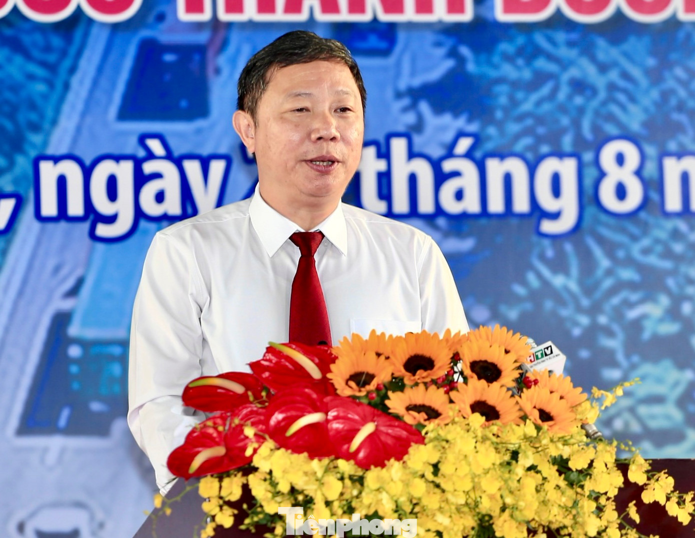 Phát biểu tại buổi lễ, Phó chủ tịch UBND TPHCM Dương Anh Đức ôn lại sự nghiệp cách mạng xuất sắc của Đại tướng Võ Nguyên Giáp.