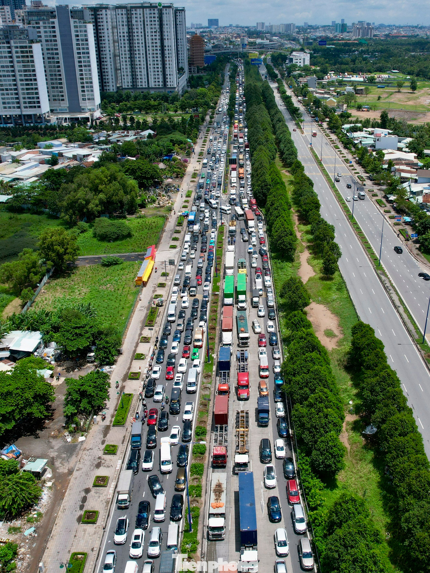 Tuyến đường tại nút giao An Phú luôn là điểm nóng của tình trạng kẹt xe vào những giờ cao điểm.