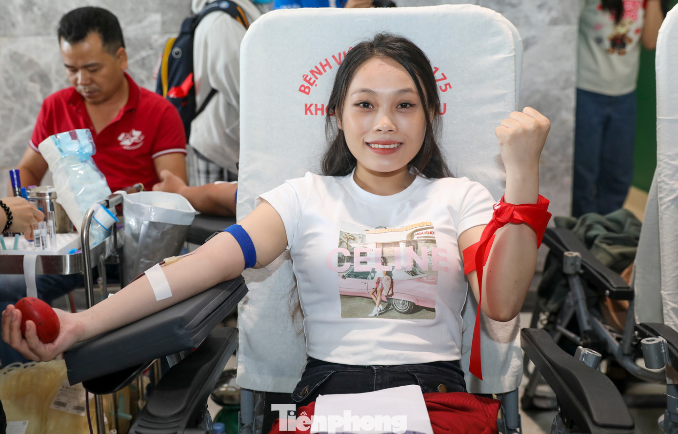 Chương trình Chủ nhật Đỏ lần thứ 16 năm 2024 được tổ chức từ tháng 11/2023 đến hết tháng 3/2024 tại hơn 40 tỉnh, thành phố trên toàn quốc. Dự kiến, có khoảng hơn 100.000 người sẽ tham dự và tiếp nhận khoảng 45.000 - 50.000 đơn vị máu.