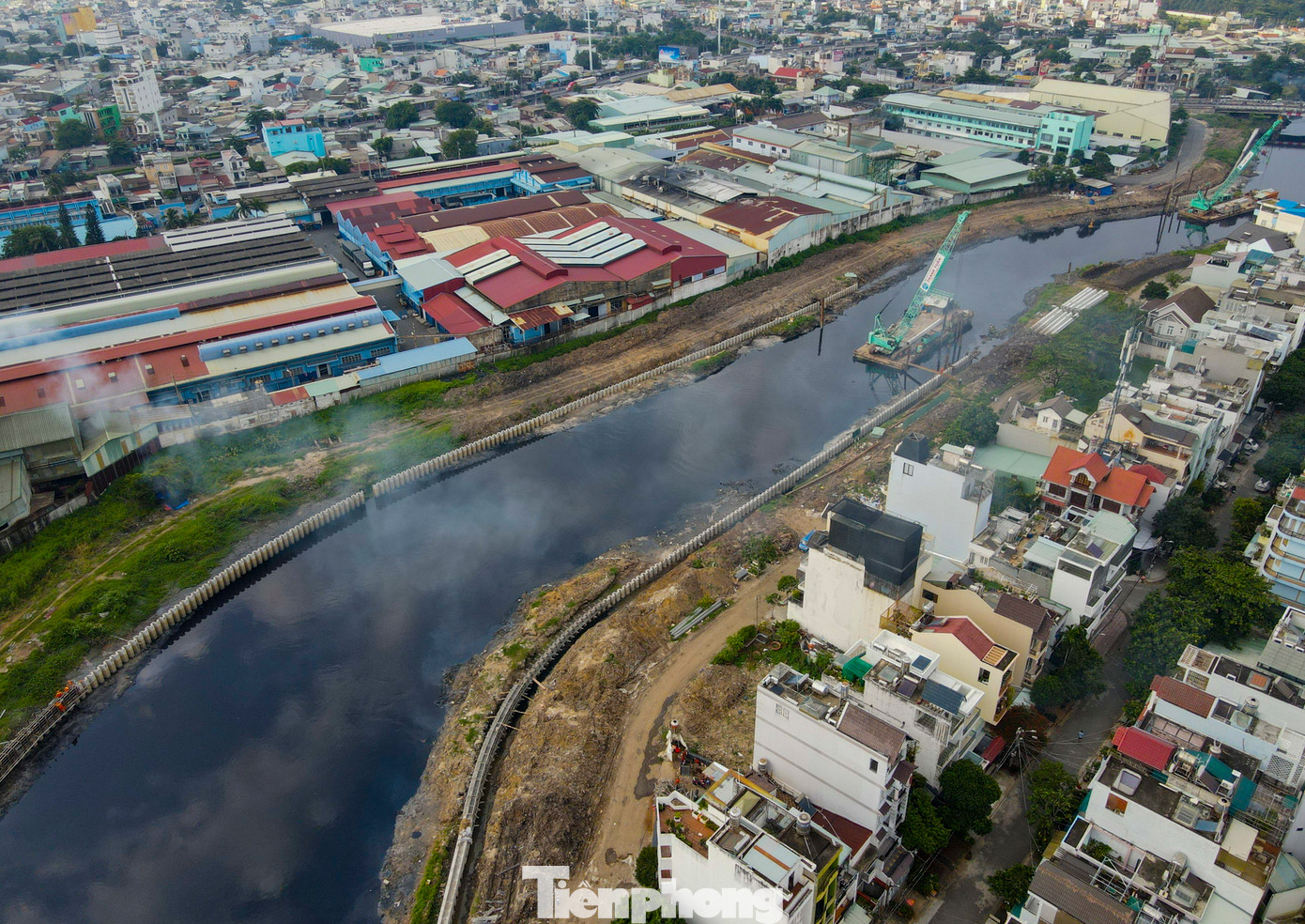 Dự án này có tổng nguồn vốn đầu tư gần 8.200 tỷ đồng. Trong đó, nguồn vốn ngân sách Trung ương là 4.000 tỷ đồng, nguồn vốn ngân sách Thành phố là 4.200 tỷ đồng.