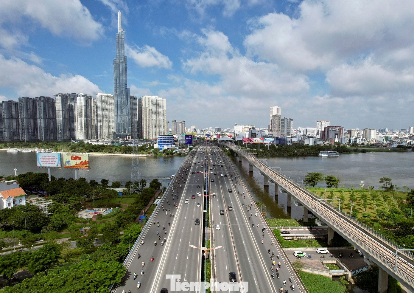 Đoạn đường từ cầu Sài Gòn đến ngã tư Thủ Đức mang tên Võ Nguyên Giáp sẽ hình thành một trục đường xuyên suốt gồm Xa lộ Hà Nội - Võ Nguyên Giáp - Điện Biên Phủ, tạo sự liên kết giữa các sự kiện lịch sử: Chiến dịch Điện Biên Phủ gắn với nhân vật lịch sử - Đại tướng Võ Nguyên Giáp.