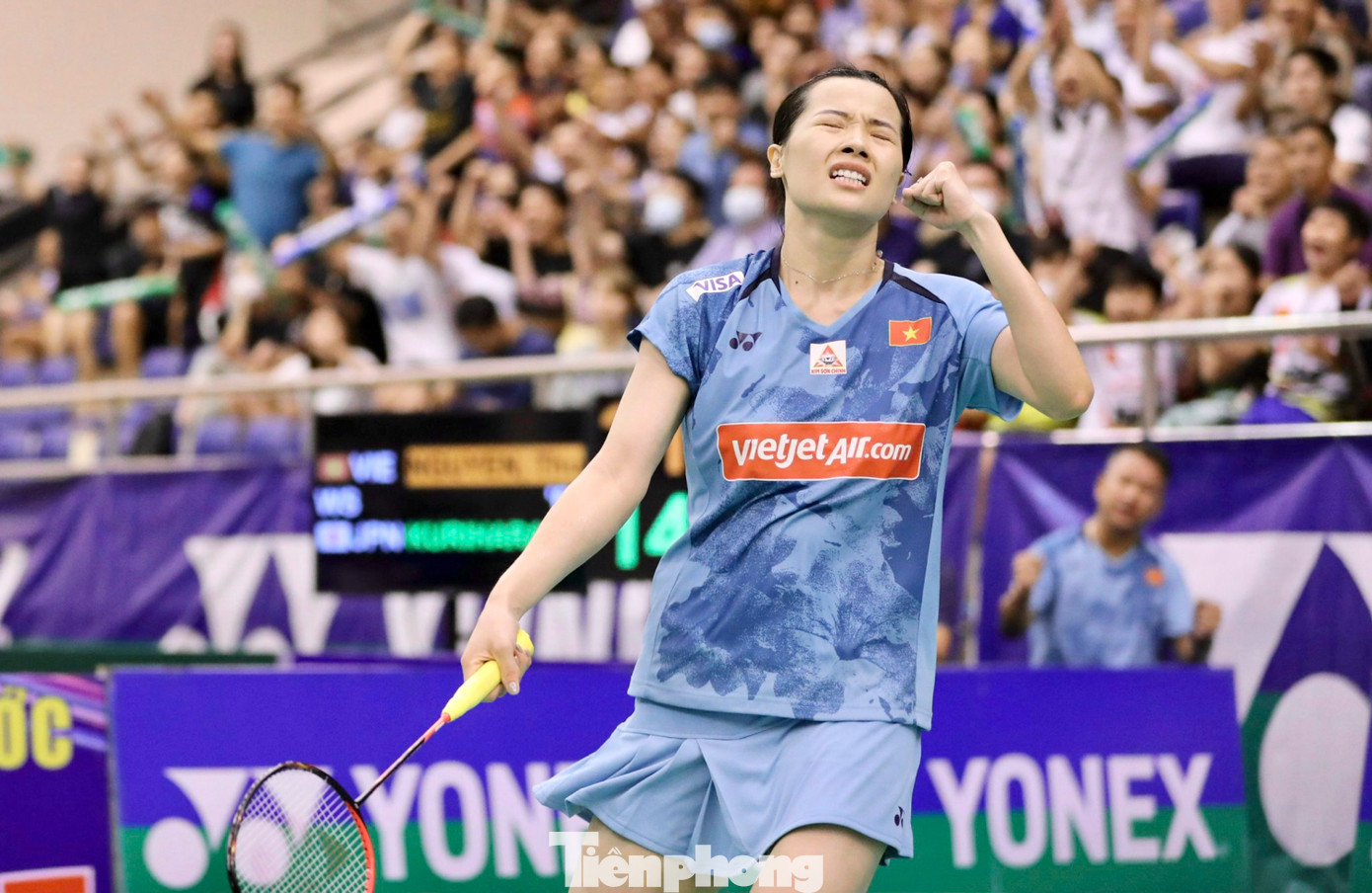 Tuy nhiên với bản lĩnh của mình, Thuỳ Linh đã chơi như lên đồng khi có thời điểm ghi liên tiếp 7 điểm để dẫn lại Akira Kurihara 20-17. Nỗ lực của Akira Kurihara chỉ có thể giúp cô gỡ thêm hai điểm, trước khi chịu bó tay với pha bỏ nhỏ hiểm hóc của Nguyễn Thùy Linh, qua đó chịu thất bại với tỷ số 21-19.