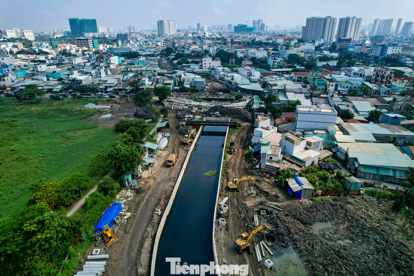 Trước đó, khối lượng bồi thường giải phóng mặt bằng và tái định cư đã được UBND thành phố chủ trương tách thành dự án riêng và giao cho Ban Bồi thường giải phóng mặt bằng quận Bình Tân làm chủ đầu tư, với kinh phí hơn 482 tỉ đồng.