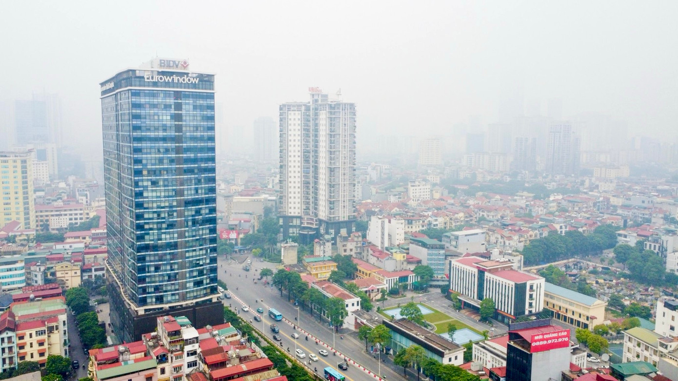 Không chỉ ở Thủ đô, nhiều tỉnh ở miền Bắc cũng ghi nhận mức độ ô nhiễm không khí nghiêm trọng với hầu hết các điểm đo ở ngưỡng đỏ và tím. Không chỉ ở Thủ đô, nhiều tỉnh ở miền Bắc cũng ghi nhận mức độ ô nhiễm không khí nghiêm trọng với hầu hết các điểm đo ở ngưỡng đỏ và tím.