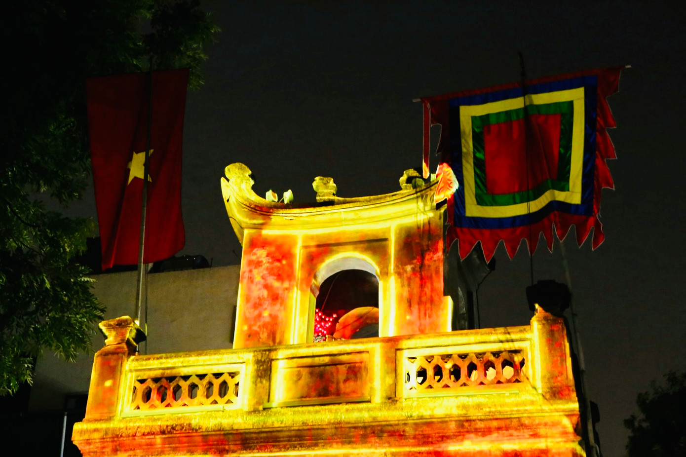 Bên cạnh Không gian trải nghiệm nghệ thuật chiếu sáng, người dân và du khách sẽ được thưởng thức âm nhạc dân gian đương đại tại Trung tâm Văn hóa Nghệ thuật 22 Hàng Buồm.