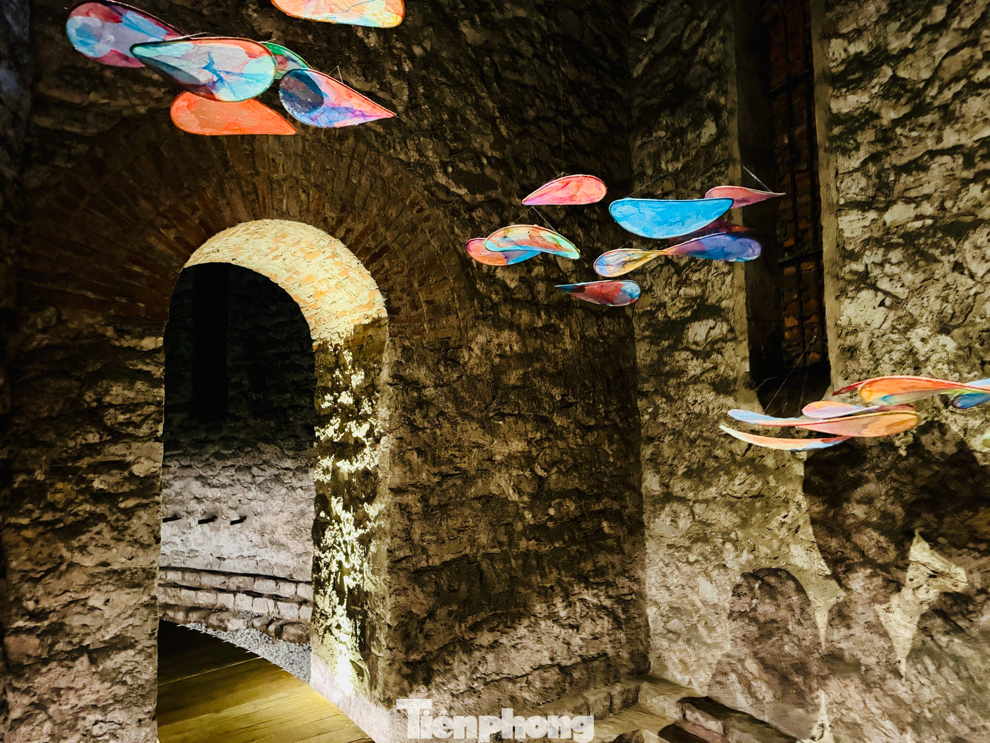 Người dân và sẽ được chiêm ngưỡng không gian nghệ thuật lấy cảm hứng từ quan niệm Á Đông do nhóm thiết kế gồm kiến trúc sư Cao Thế Anh, họa sĩ Nguyễn Đức Phương và các cộng sự.