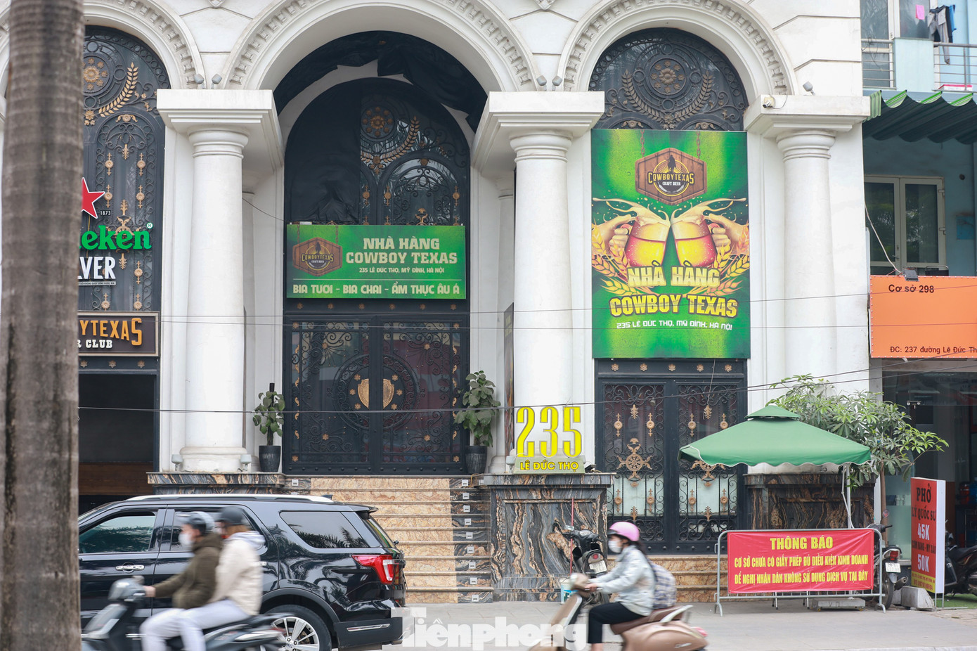 Sau đợt tổng kiểm tra về phòng cháy chữa cháy và cứu nạn cứu hộ (PCCC&amp;CNCH) đối với cơ sở kinh doanh karaoke, quán bar, vũ trường ngày 7/10/2022, đã gần 5 tháng, toàn bộ cơ sở kinh doanh karaoke ở Hà Nội bị buộc dừng hoạt động do không đảm bảo an toàn về PCCC.