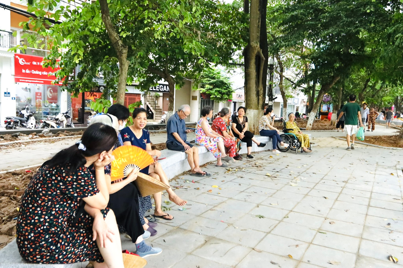 Trong đó, chi phí xây dựng gần 20 tỉ đồng, chi phí thiết bị hơn 800 triệu đồng, chi phí tư vấn đầu tư xây dựng gần 1,4 tỉ đồng, chi phí dự phòng hơn 2,3 tỉ đồng…