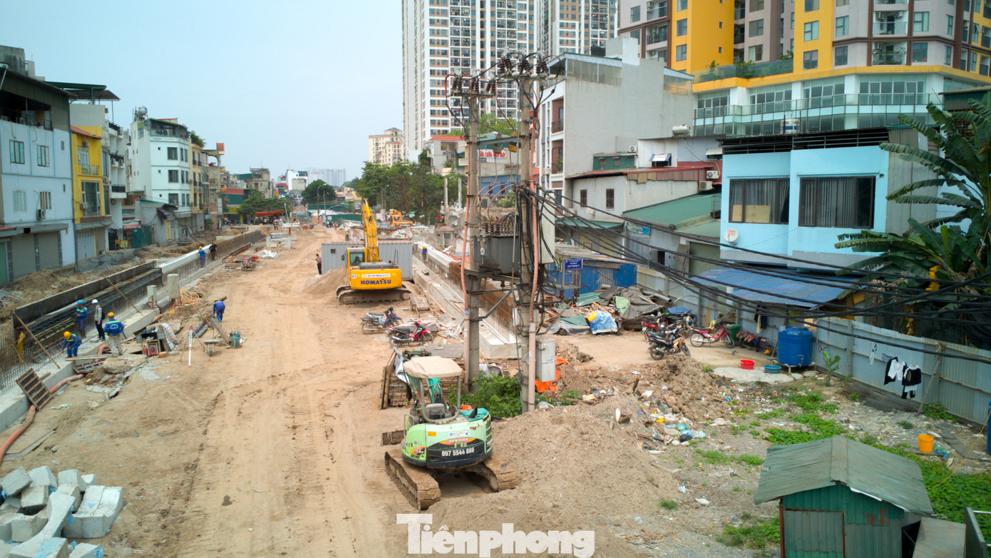Hầm chui qua nút giao Kim Đồng - Giải Phóng là một trong những mối nối trọng yếu của toàn tuyến Vành đai 2,5.