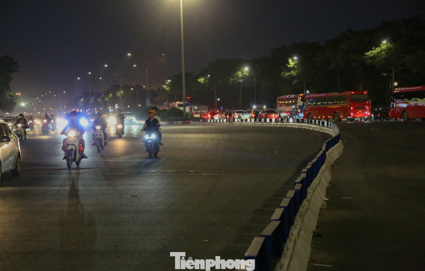 Sau 1 năm triển khai, nhiều người hay lưu thông tại khu vực này cho rằng tình trạng ùn tắc đã được giảm đáng kể, trong cả khung giờ cao và thấp điểm.