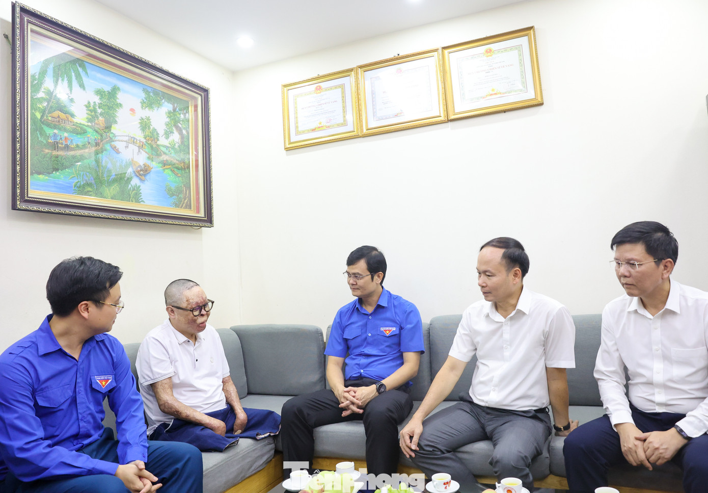 Năm 2014 vụ tai nạn máy bay ở xã Bình Yên (Thạch Thất, TP Hà Nội) khiến 20 thành viên tham gia chuyến bay huấn luyện nhảy dù của Tiểu đoàn Đặc công 18, Bộ Tư lệnh Thủ đô Hà Nội hy sinh. Thượng úy Đinh Văn Dương là người sống sót duy nhất. Vụ tai nạn thảm khốc đã làm anh mất đi 99% sức khỏe. Anh đã trải qua 24 cuộc phẫu thuật với 29 tháng điều trị tại Bệnh viện Bỏng Quốc gia.