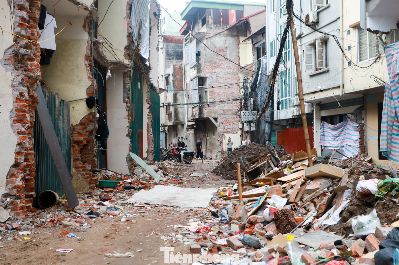 Dự án cống hóa mương Thụy Khuê làm bằng hệ thống cống hộp 2 làn, có vỉa hè 2 bên cùng hệ thống cấp nước, chiếu sáng trên mặt cống. Dự kiến dự án hoàn thành vào năm 2017. Tuy nhiên, đến nay, dự án vẫn thi công cầm chừng, khiến hàng trăm hộ dân sống dọc con mương này phải chịu cảnh sống trong nhếch nhác, ô nhiễm.