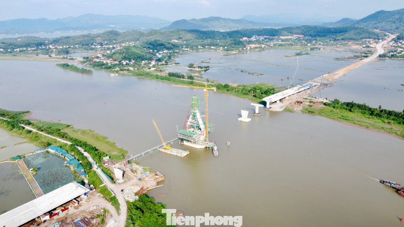 Dự kiến cầu Đồng Việt sẽ hợp long vào cuối tháng 8.2024 và hoàn thành, đưa vào khai thác cuối tháng 9.2024, vượt tiến độ 3 tháng theo cam kết với chủ đầu tư.