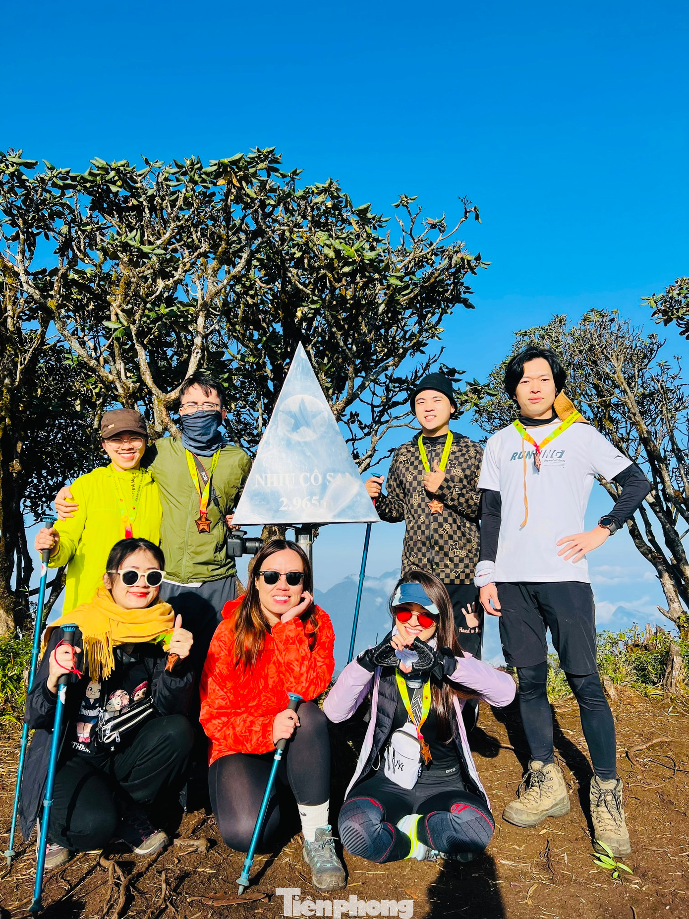 Phần thưởng xứng đáng cho du khách sau hành trình chinh phục đỉnh Nhìu Cô San là cơ hội chiêm ngưỡng bức tranh thiên nhiên tuyệt đẹp của núi rừng Tây Bắc.