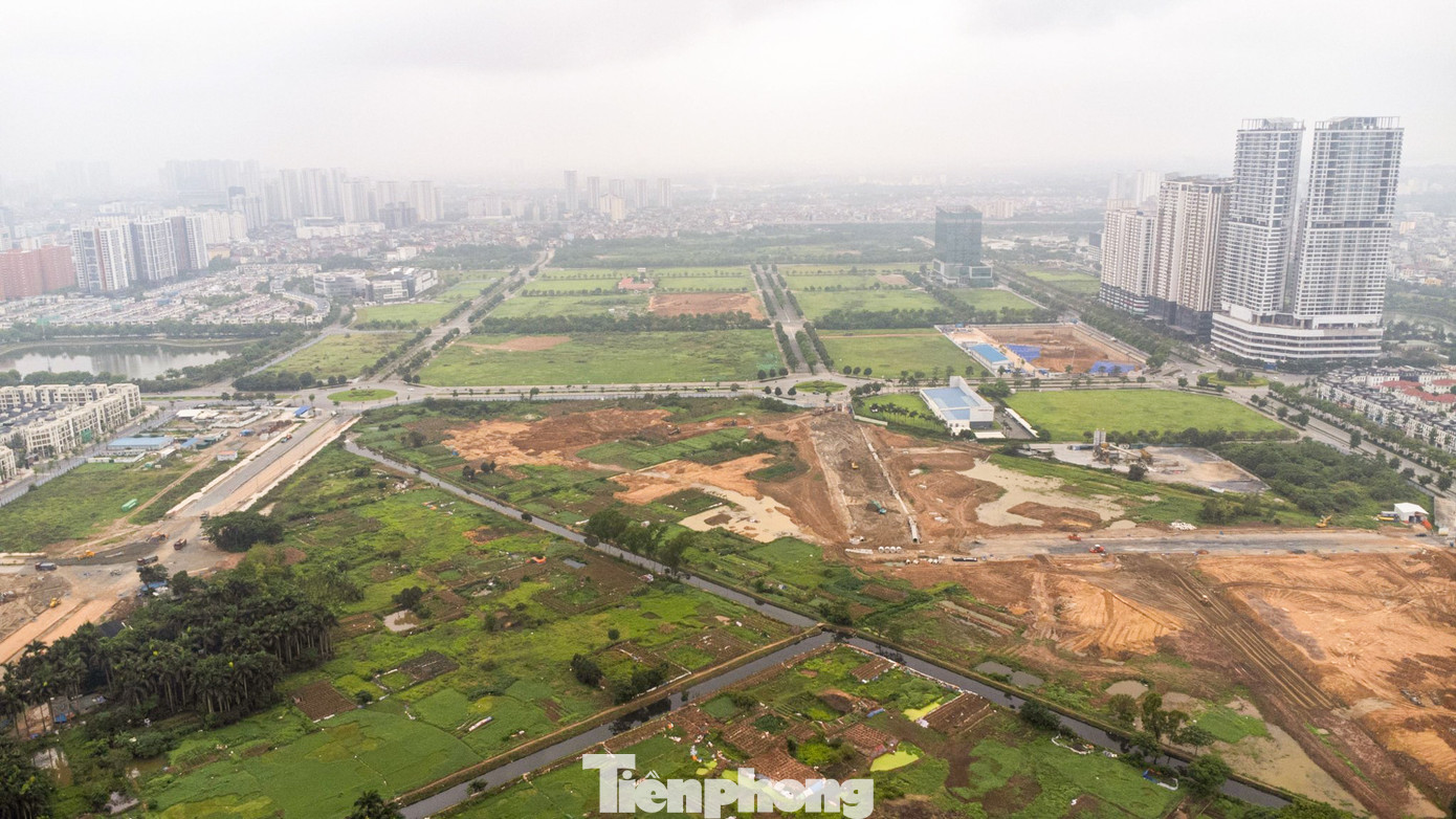 Nơi đây sẽ thiết kế các công trình cao 12 - 25 tầng, các công trình phụ trợ, dịch vụ thương mại cao 6 - 24 tầng, thống nhất chỉ giới xây dựng lùi so với mặt đường chính là 20m.