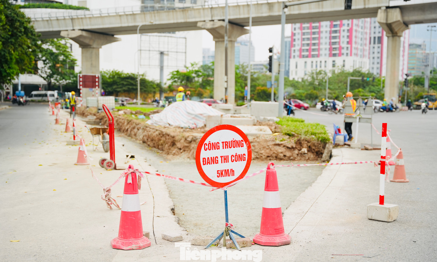 Theo thiết kế, hai đơn nguyên cầu đô thị được xây dựng là cầu vĩnh cửu kết cấu dầm thép bản mặt bê tông cốt thép liên hợp, tĩnh không dưới là 4,75m, tĩnh không đường đô thị đi trên cầu vượt là 4,5m.