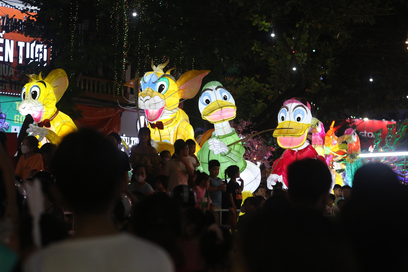 Lễ hội thành Tuyên được tổ chức lần đầu vào năm 2004 và được nâng lên quy mô cấp tỉnh năm 2014 và từ đó đã trở thành sự kiện văn hóa đặc sắc của tỉnh Tuyên Quang. Lễ hội thành Tuyên được tổ chức lần đầu vào năm 2004 và được nâng lên quy mô cấp tỉnh năm 2014 và từ đó đã trở thành sự kiện văn hóa đặc sắc của tỉnh Tuyên Quang.