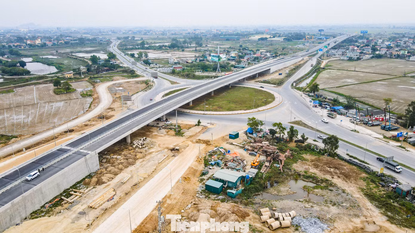 Dự án cao tốc Bắc - Nam đoạn Mai Sơn - QL45 có tổng chiều dài 63,37km (đi qua tỉnh Ninh Bình 14,35km, qua tỉnh Thanh Hóa là 49,02km).