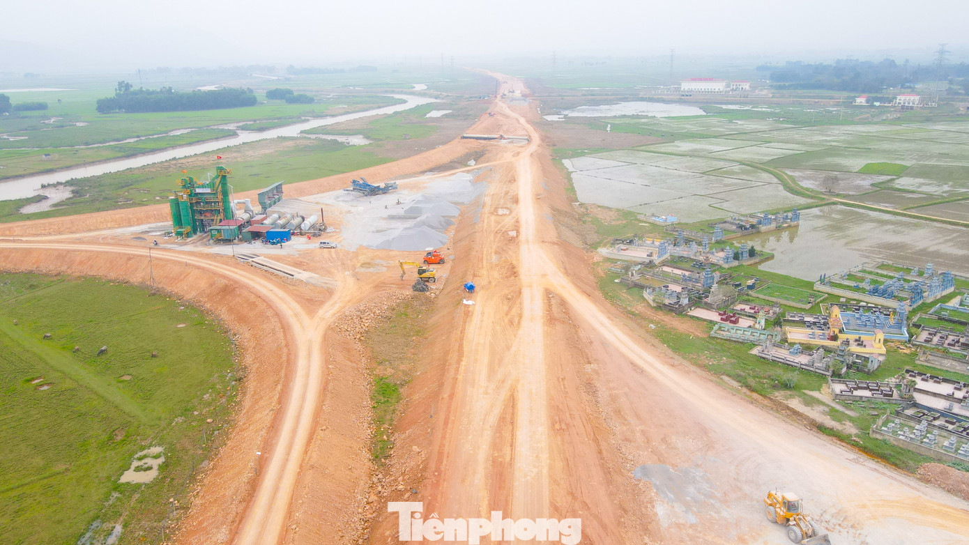 Điểm cuối của tuyến cao tốc thuộc địa phận xã Tân Phúc, huyện Nông Cống, tỉnh Thanh Hóa.