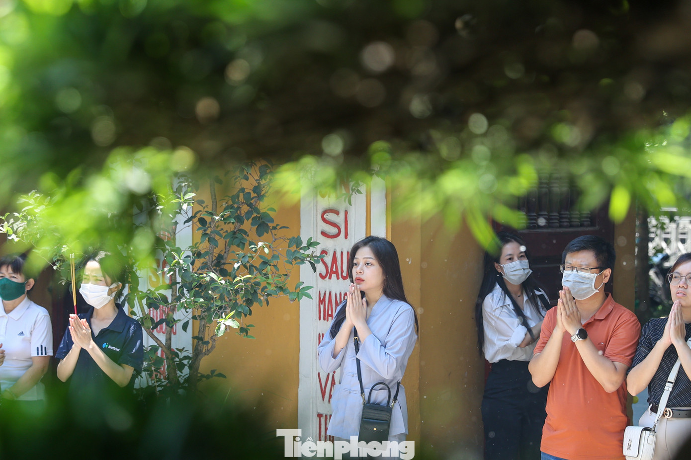 Diễn ra vào ngày 15/7 âm lịch, lễ Vu Lan đã trở thành truyền thống, nhắc nhở mỗi người về bổn phận làm con phải luôn “Một lòng thờ mẹ kính cha - Cho tròn chữ hiếu mới là đạo con”.