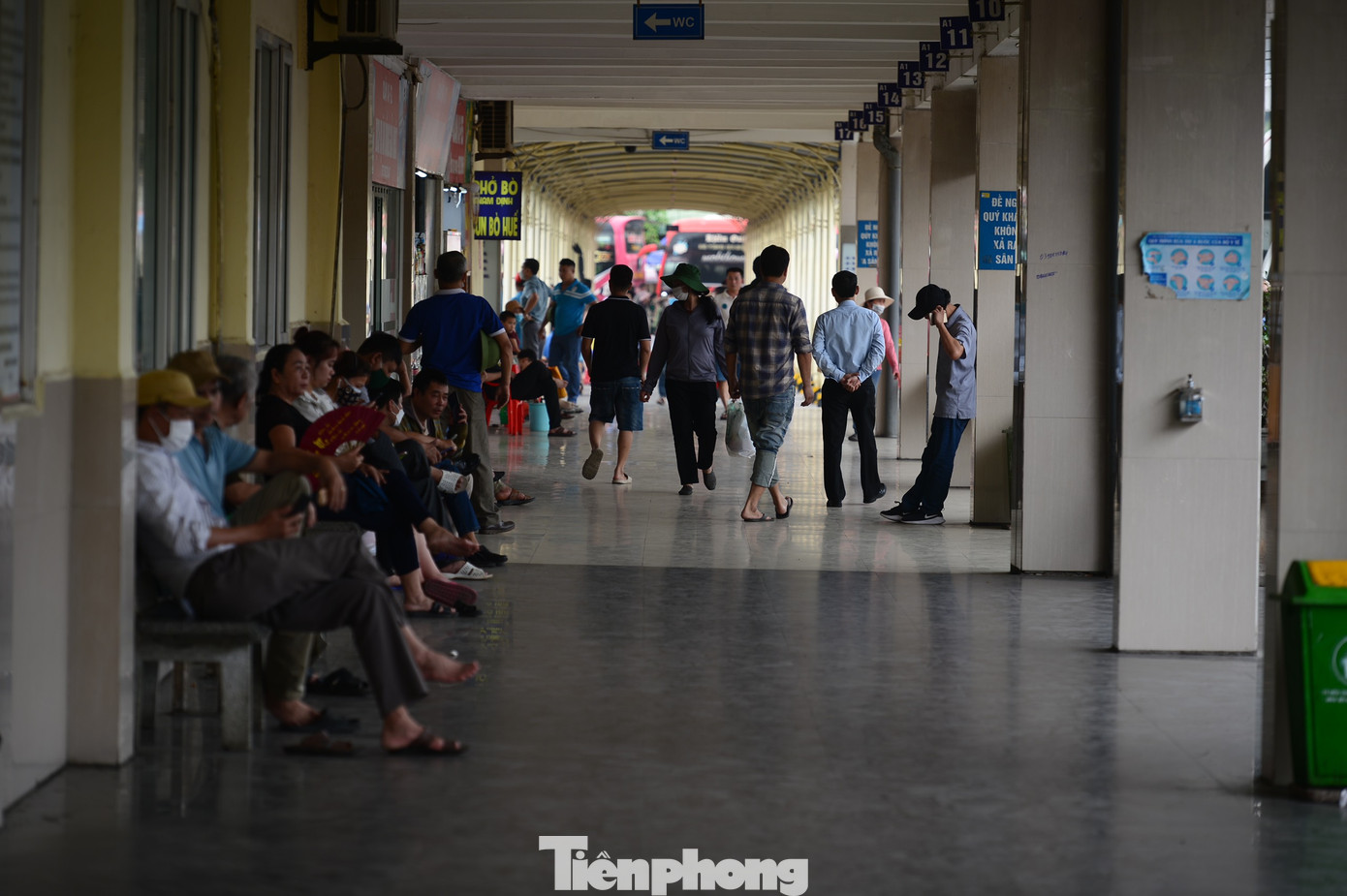 Lãnh đạo công ty CP bến xe Hà Nội cũng dự báo, dù lượng khách và lượng xe tăng hơn so với ngày thường...