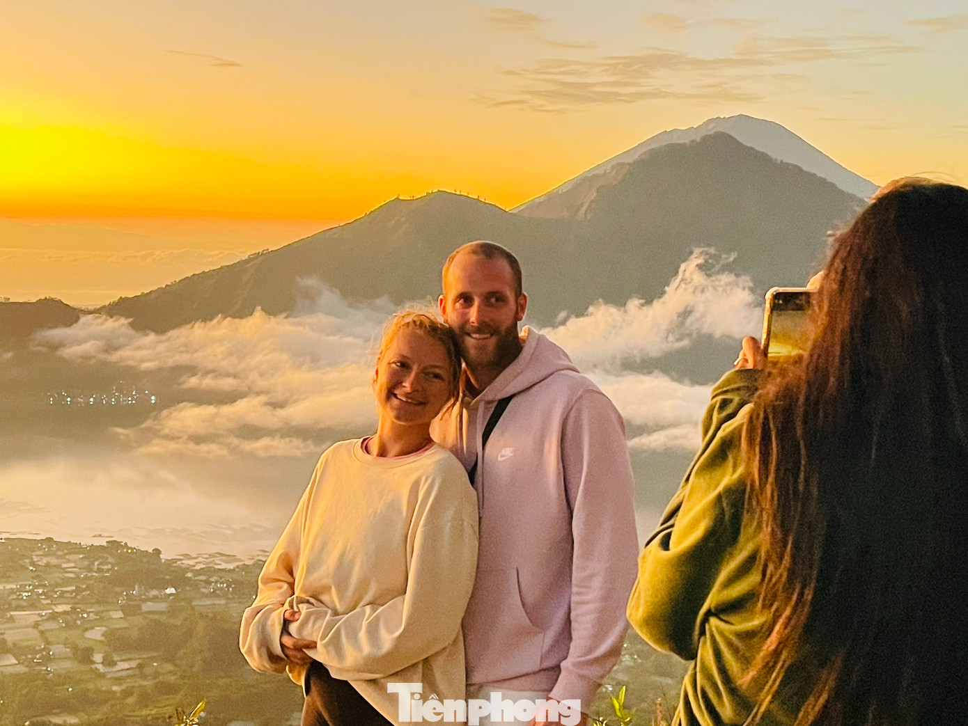 Cùng lưu giữ những khoảnh khắc tuyệt đẹp giữa khung cảnh thiên nhiên hùng vỹ.