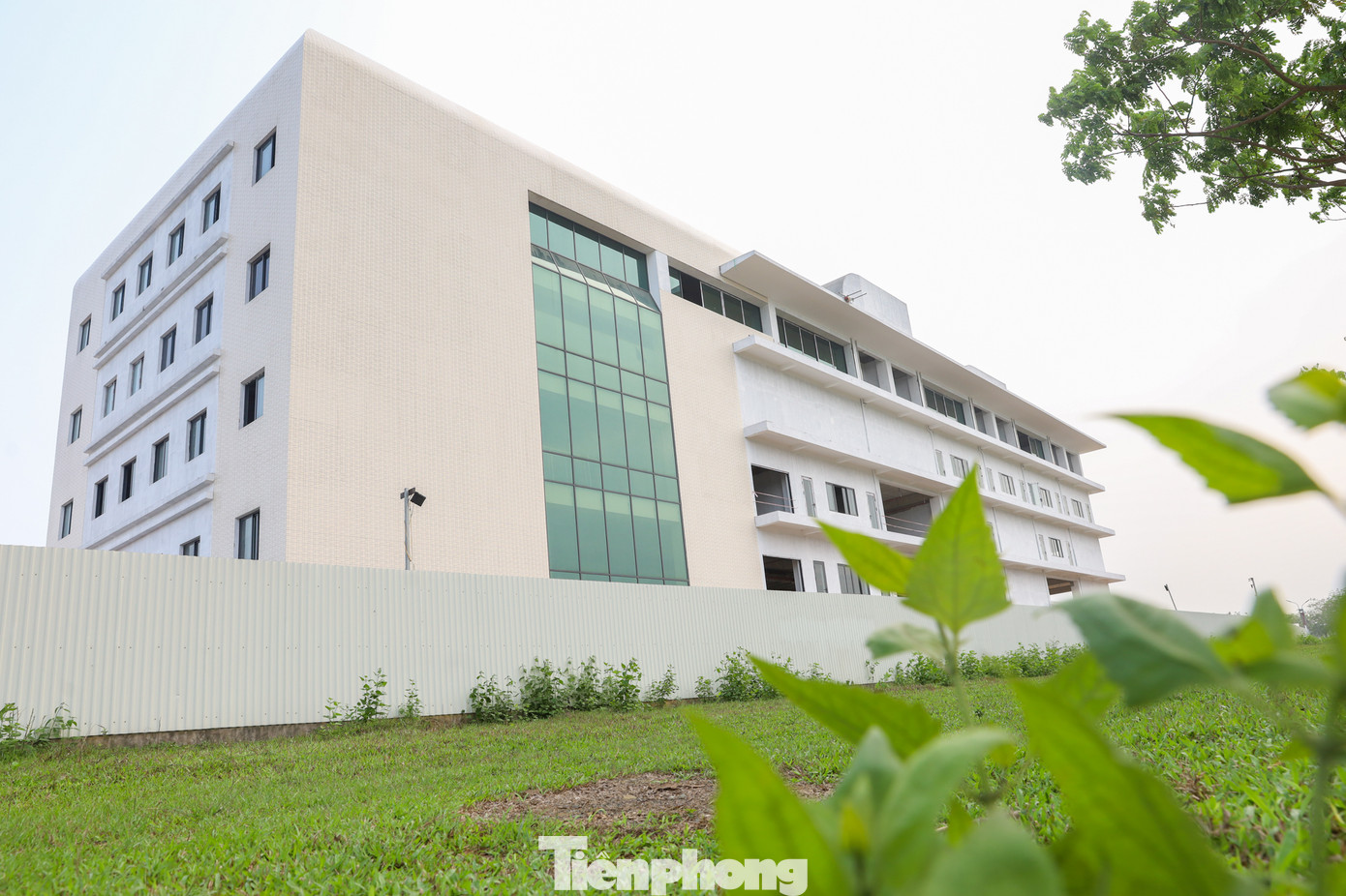 Thủ tướng Chính phủ cũng đề nghị, Bộ KH&amp;CN cần rà soát, đánh giá mô hình quản lý Khu Công nghệ cao Hòa Lạc để rút kinh nghiệm làm căn cứ tập trung phát triển, quản lý các khu công nghệ cao trên cả nước hoạt động hiệu quả.