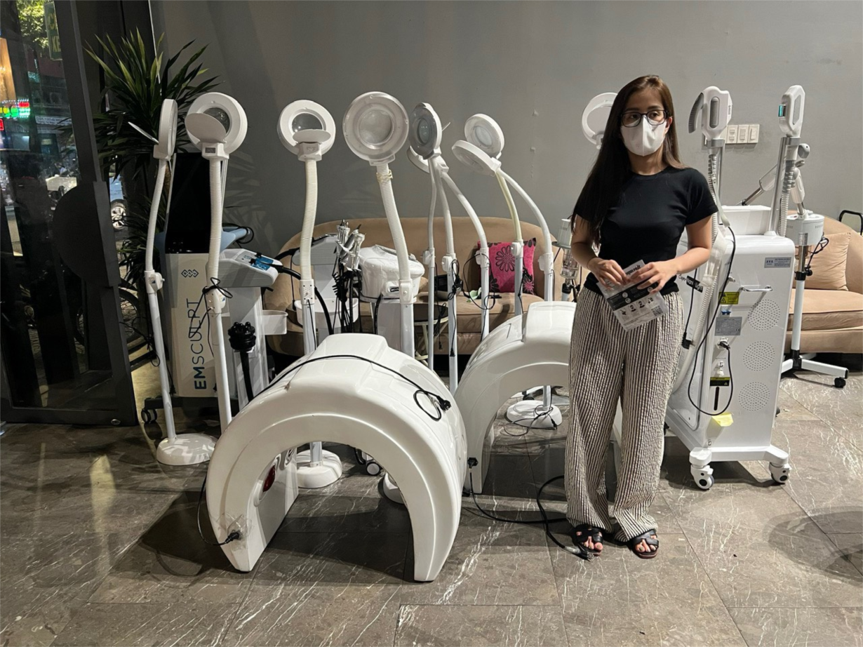 Spa 'chui' làm dịch vụ tăng kích thước ‘cậu nhỏ' để lừa đảo, cưỡng đoạt tài sản vừa bị Công an quận 3 triệt phá Spa 'chui' làm dịch vụ tăng kích thước ‘cậu nhỏ' để lừa đảo, cưỡng đoạt tài sản vừa bị Công an quận 3 triệt phá