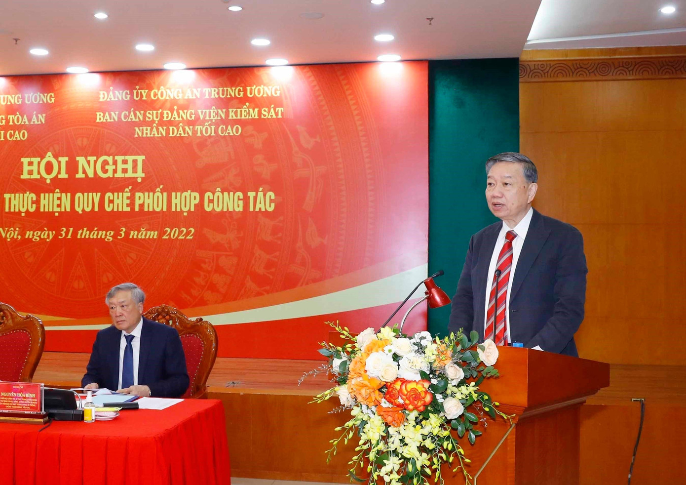 Đại tướng Tô Lâm, Uỷ viên Bộ Chính trị, Bộ trưởng Bộ Công an phát biểu khai mạc hội nghị. (Ảnh: TTXVN) Đại tướng Tô Lâm, Uỷ viên Bộ Chính trị, Bộ trưởng Bộ Công an phát biểu khai mạc hội nghị. (Ảnh: TTXVN)