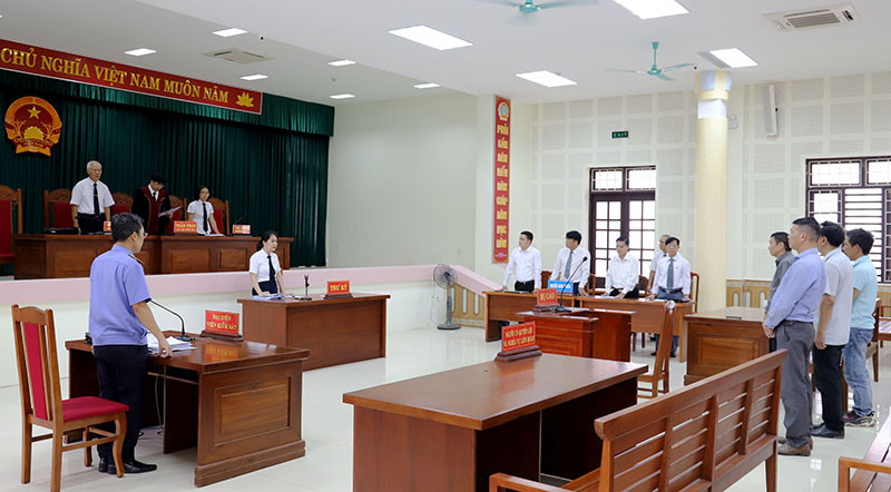 Toàn cảnh phiên toà Toàn cảnh phiên toà