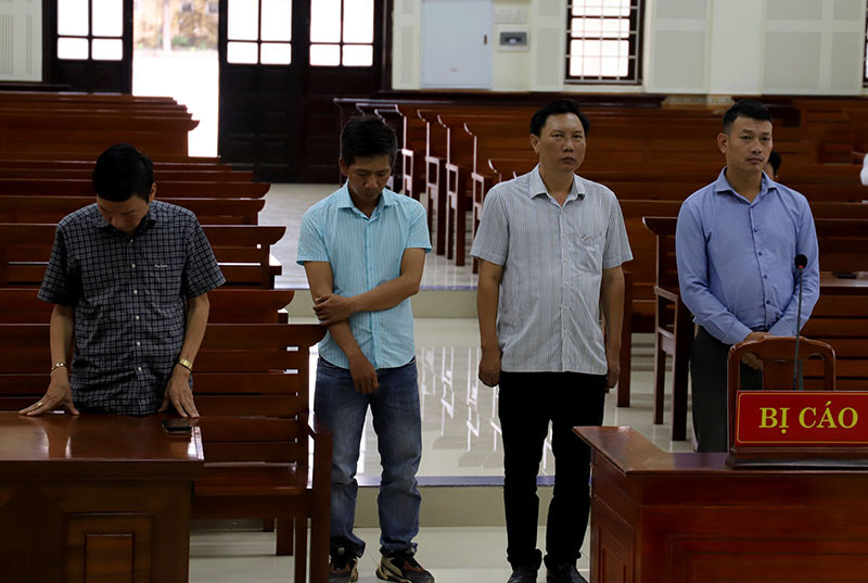 Các bị cáo tại phiên toà Các bị cáo tại phiên toà