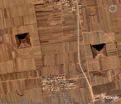 Bí ẩn những kim tự tháp khổng lồ bị che giấu ở Trung Quốc ảnh 3