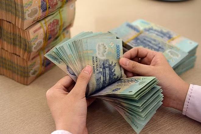 Bộ Tài chính đề xuất gia hạn hơn 100.000 tỷ đồng tiền thuế. Ảnh minh hoạ