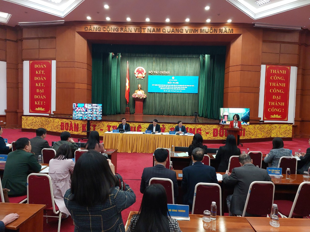 Hội nghị Lấy ý kiến về quy định liên quanh đến vấn đề tài chính đất đai trong dự thảo Luật Đất đai sửa đổi và các vấn đề khác có liên quan đến phạm vi quản lý nhà nước của Bộ Tài chính