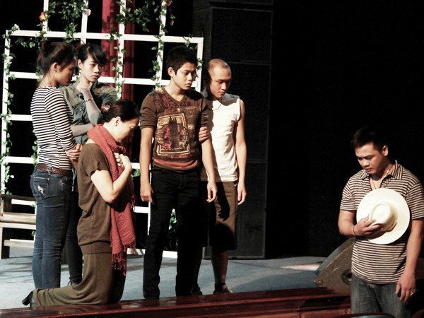 “Tất cả đều là con tôi”, vở kịch gần đây do Nhà hát Tuổi trẻ hợp tác với đạo diễn Mỹ được đánh giá cao Ảnh: T.Toan