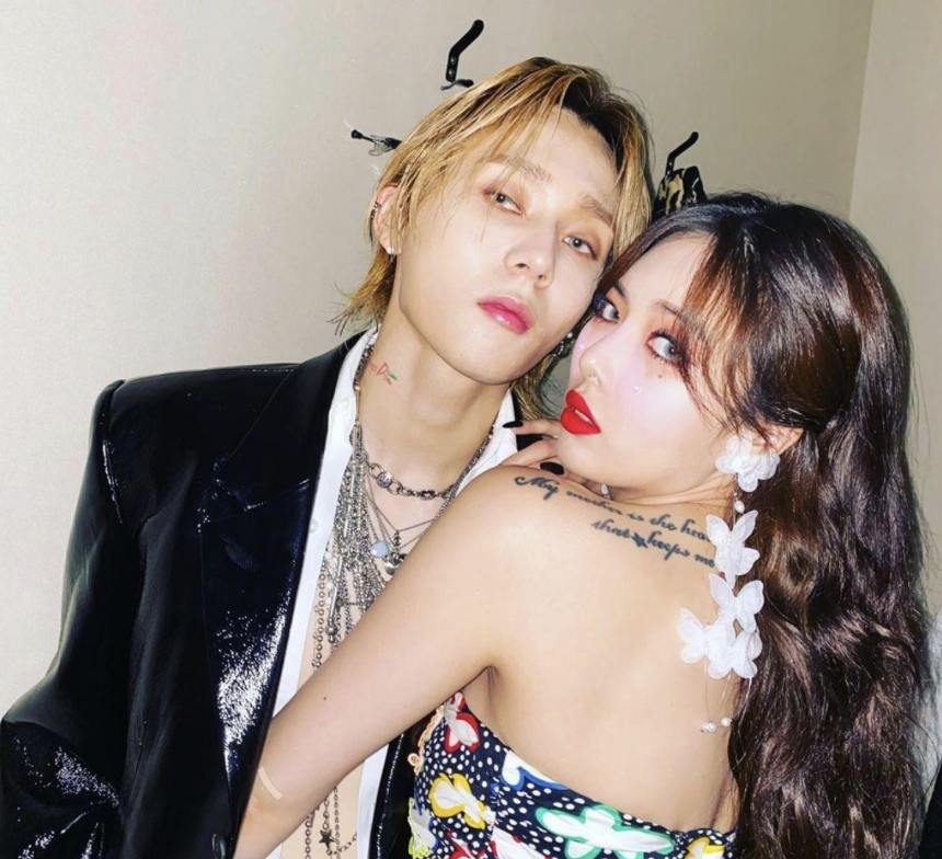 Hyuna đang có thời gian chữa lành sau khi chia tay Dawn. Hyuna đang có thời gian chữa lành sau khi chia tay Dawn.