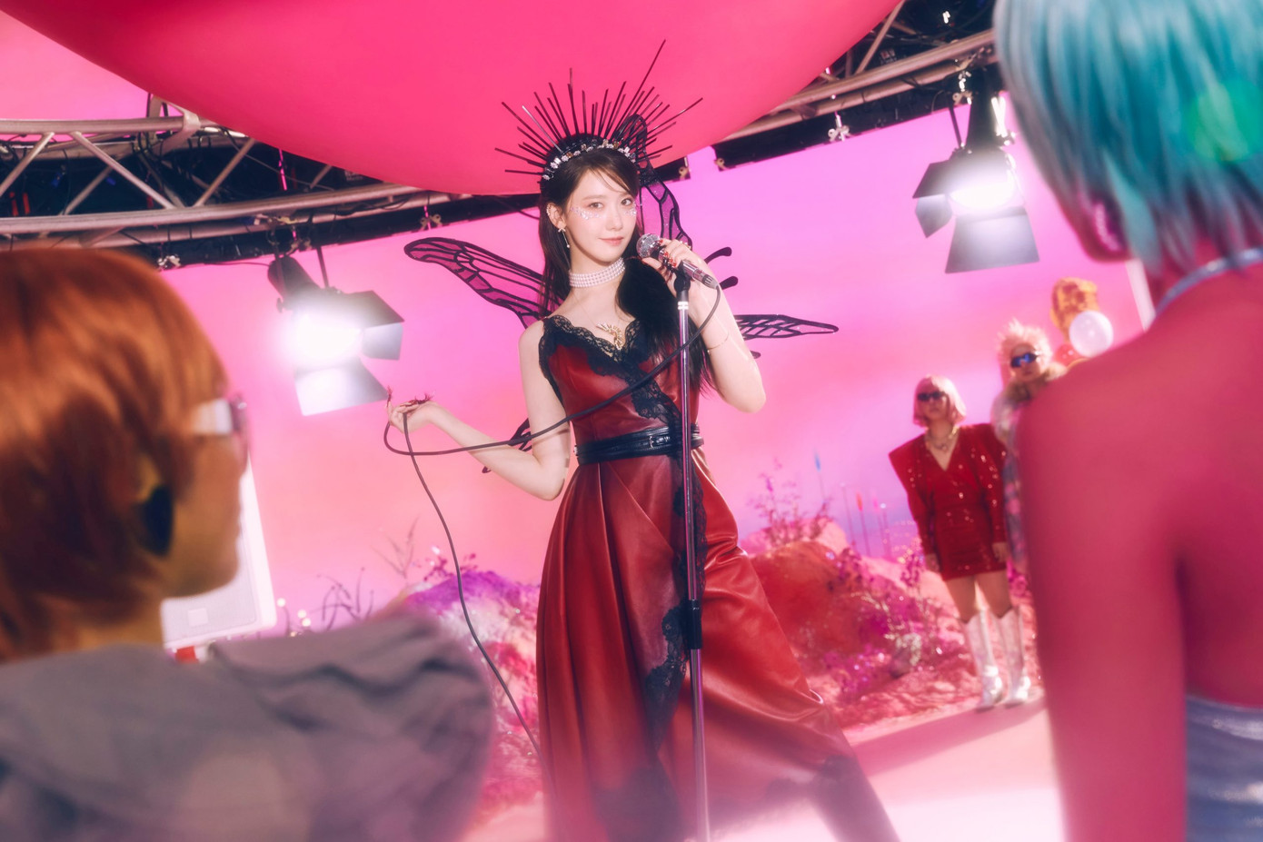 Hoạt động 15 năm trong ngành giải trí nhưng Yoona vẫn không ngừng đạt tới đỉnh cao mới trong sự nghiệp.