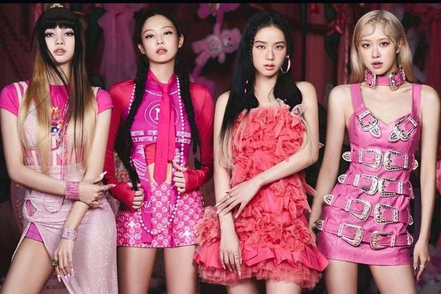 Năm 2022 đánh dấu sự trở lại của BLACKPINK sau gần 2 năm vắng bóng, khẳng định vị thế nhóm nhạc nữ hàng đầu K-pop. Năm 2022 đánh dấu sự trở lại của BLACKPINK sau gần 2 năm vắng bóng, khẳng định vị thế nhóm nhạc nữ hàng đầu K-pop.