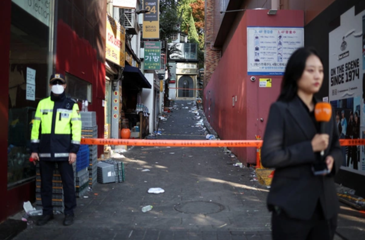 Khu vực diễn ra thảm kịch tại Itaewon vẫn đang được phong toả để điều tra.