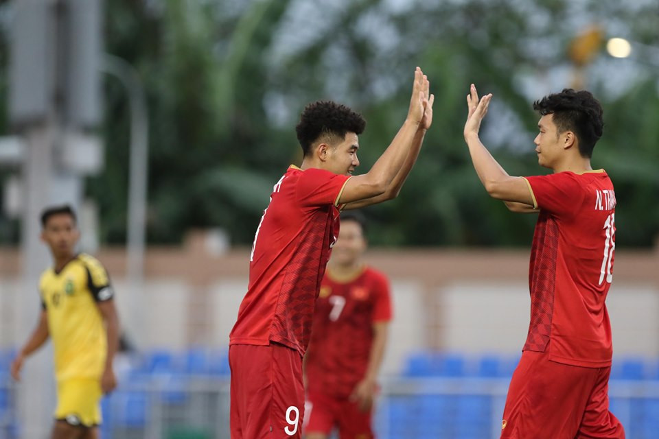 Đức Chinh 'nổ súng' tưng bừng, U22 Việt Nam dội mưa gôn vào lưới Brunei ảnh 25