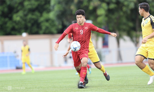 Đức Chinh 'nổ súng' tưng bừng, U22 Việt Nam dội mưa gôn vào lưới Brunei ảnh 15