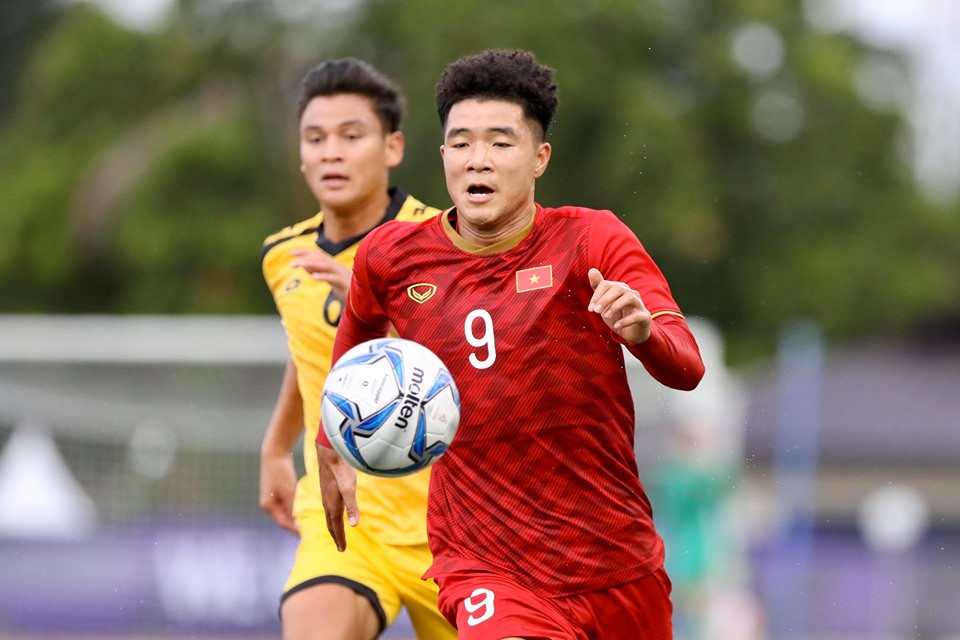 Đức Chinh 'nổ súng' tưng bừng, U22 Việt Nam dội mưa gôn vào lưới Brunei ảnh 23