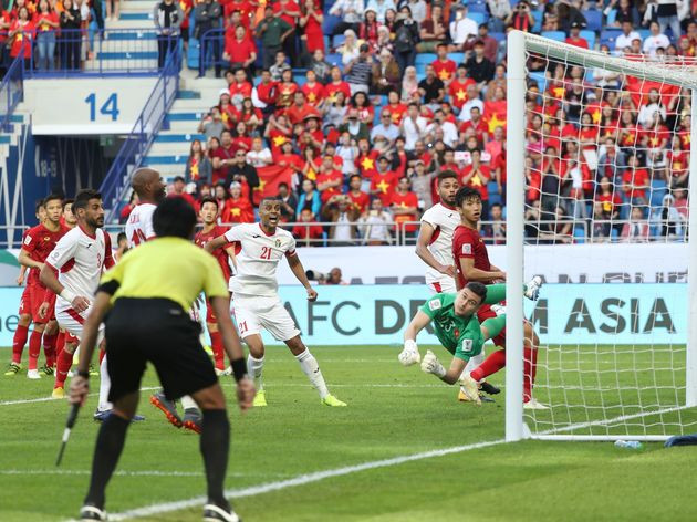 Thắng Saudi Arabia 1-0, Nhật Bản gặp Việt Nam ở tứ kết ảnh 2